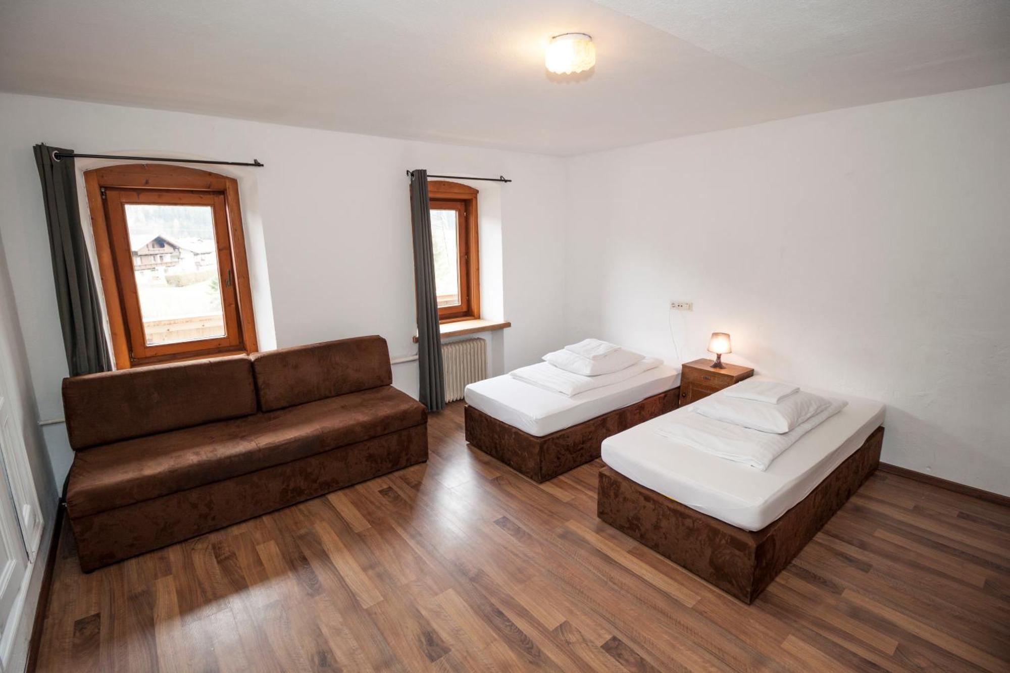 Hostel Chillertal マイヤーホーフェン 部屋 写真