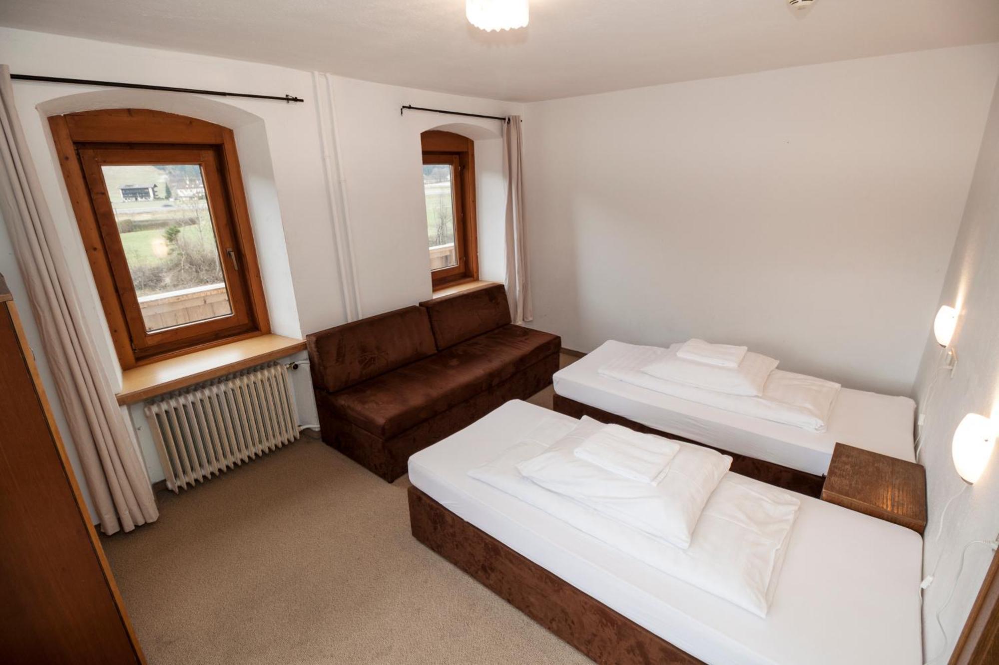 Hostel Chillertal マイヤーホーフェン 部屋 写真